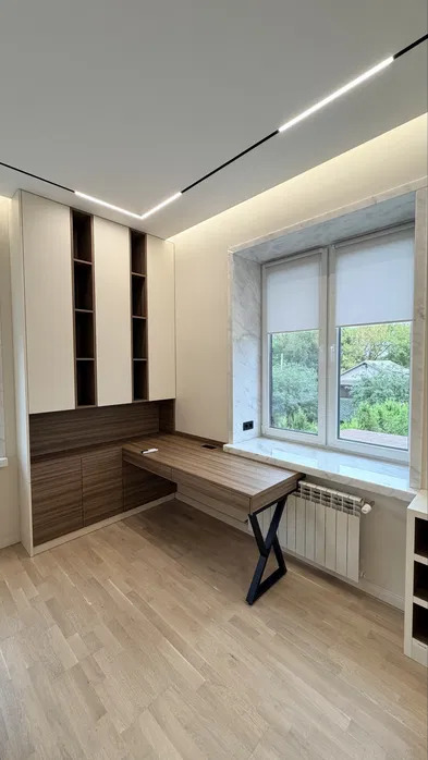 Оренда будинку 500 м², 50-а Садова вул.