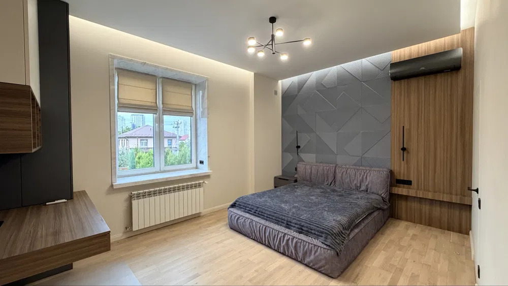 Оренда будинку 500 м², 50-а Садова вул.