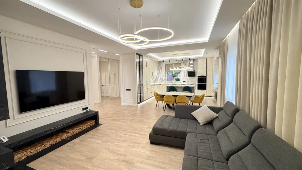 Оренда будинку 500 м², 50-а Садова вул.