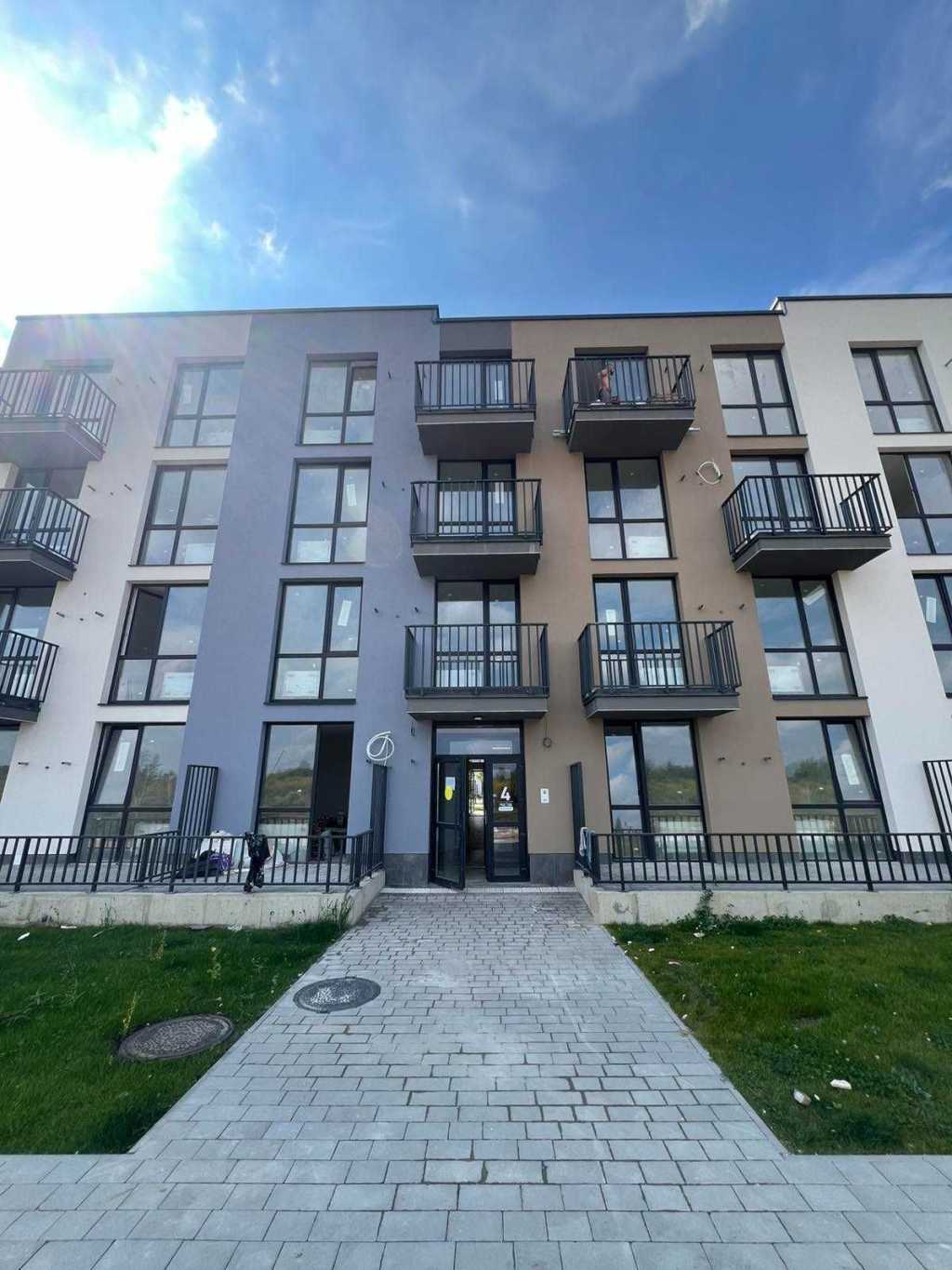 Продажа 2-комнатной квартиры 54 м², Авиационная ул.