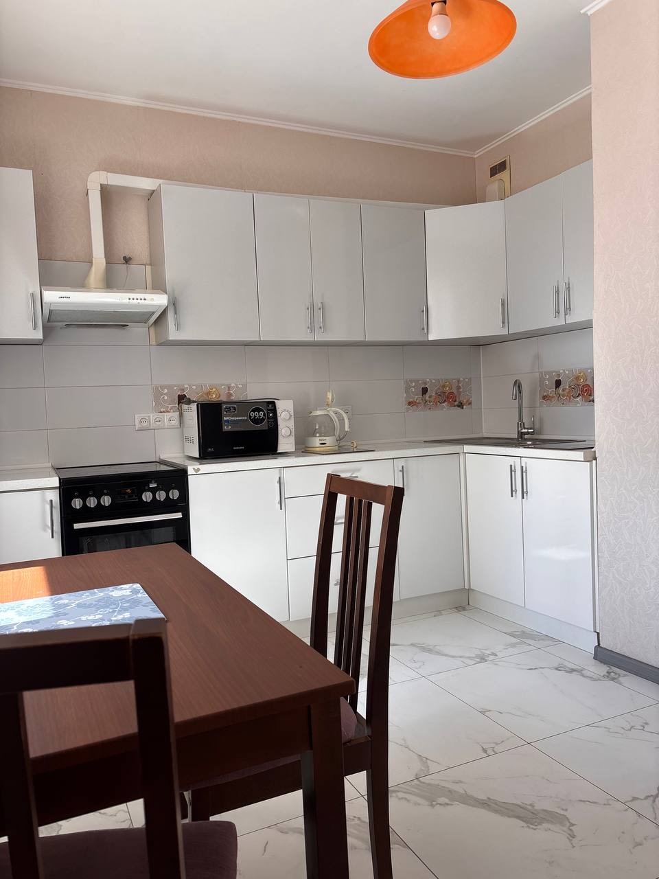 Оренда 2-кімнатної квартири 72 м², Єлизавети Чавдар вул.