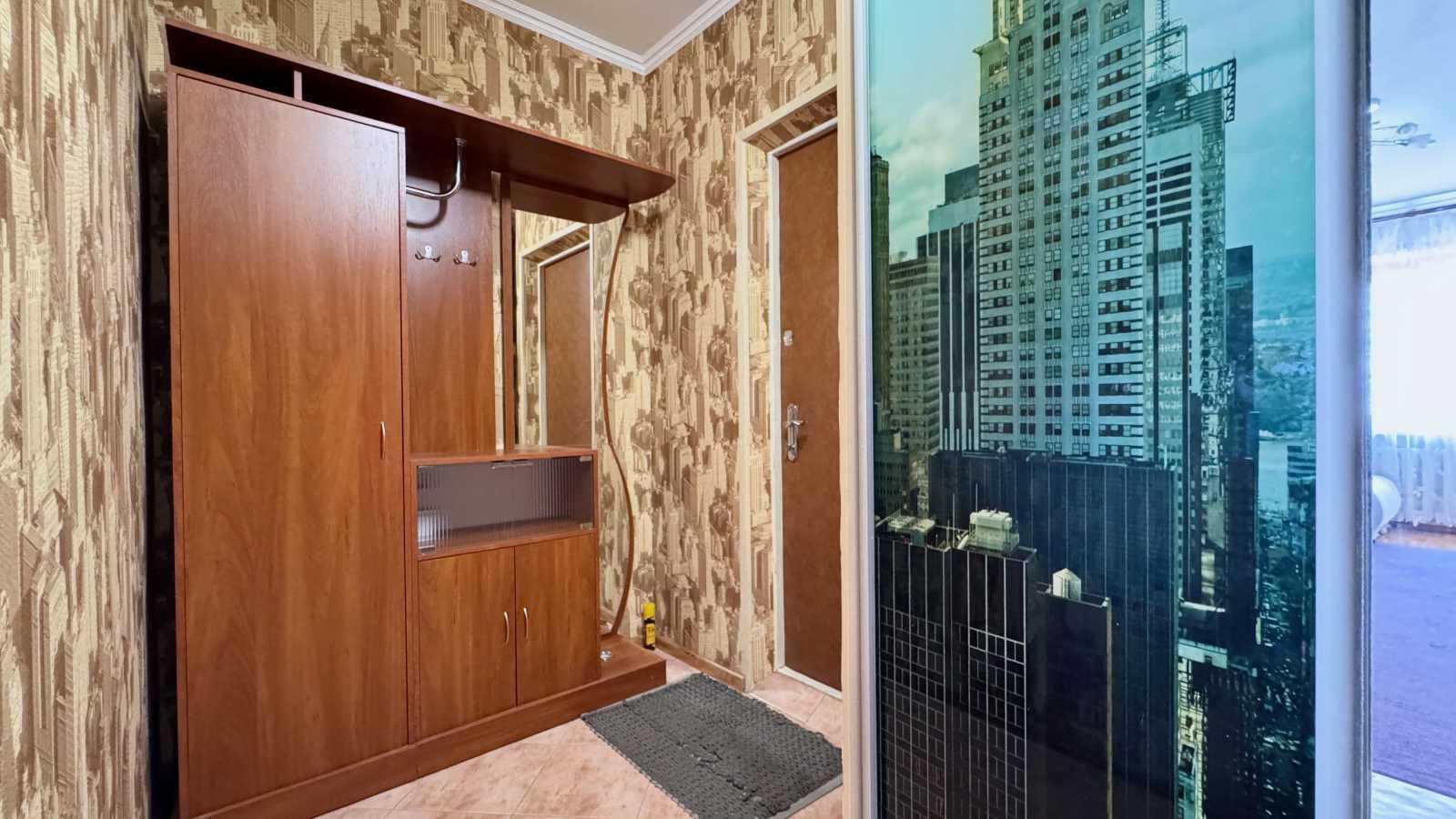 Аренда 1-комнатной квартиры 43 м², Елены Пчилки ул., 4