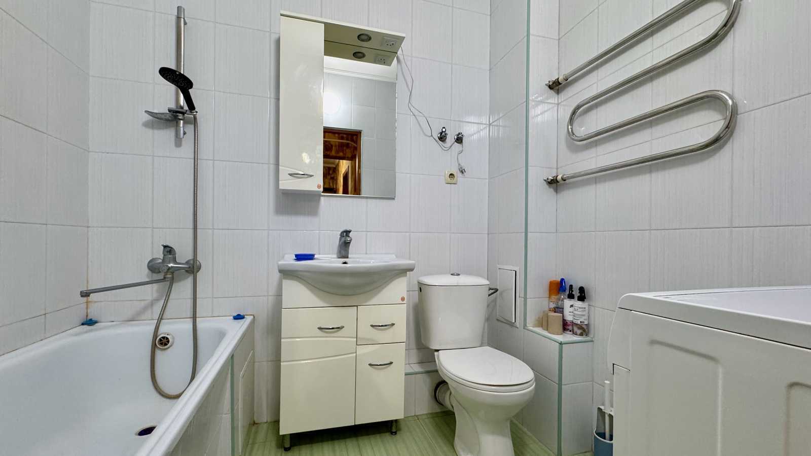 Аренда 1-комнатной квартиры 43 м², Елены Пчилки ул., 4