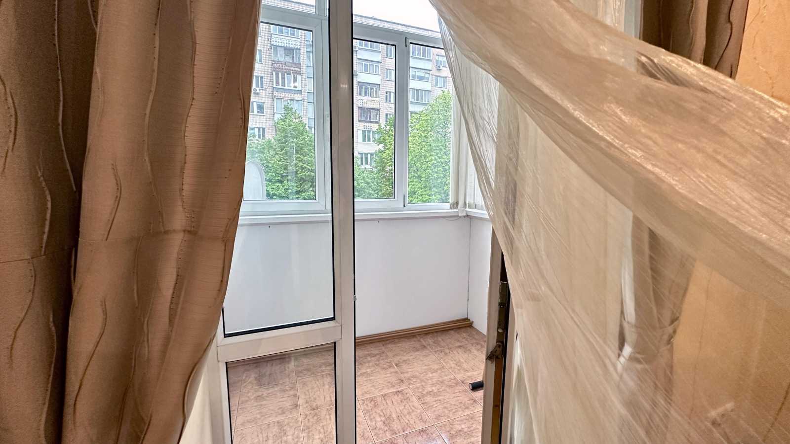 Оренда 1-кімнатної квартири 39 м², Предславинська вул., 47