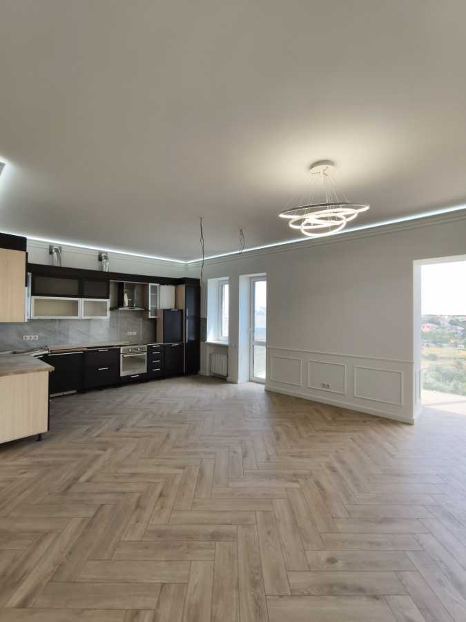 Продажа 2-комнатной квартиры 106 м², Вишневая ул.