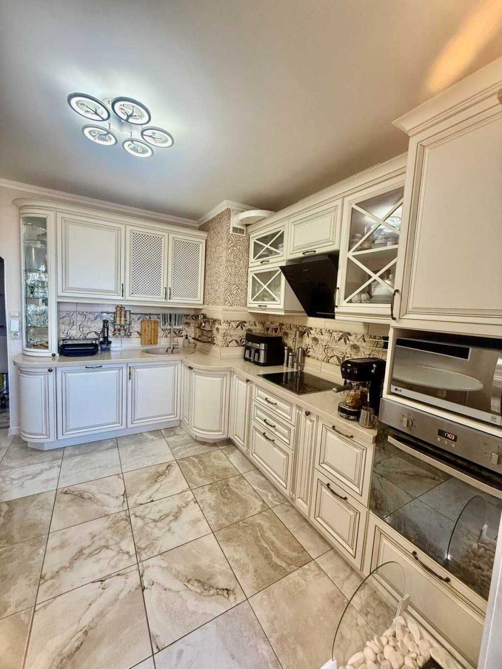 Продажа 3-комнатной квартиры 99 м², Марины Цветаевой ул., 3
