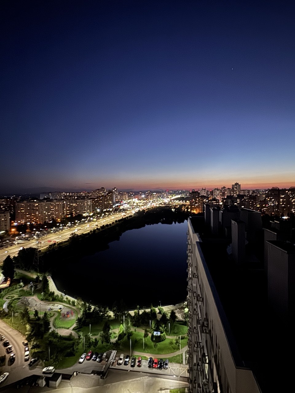 Продажа 1-комнатной квартиры 39 м², Ревуцкого ул., 40В