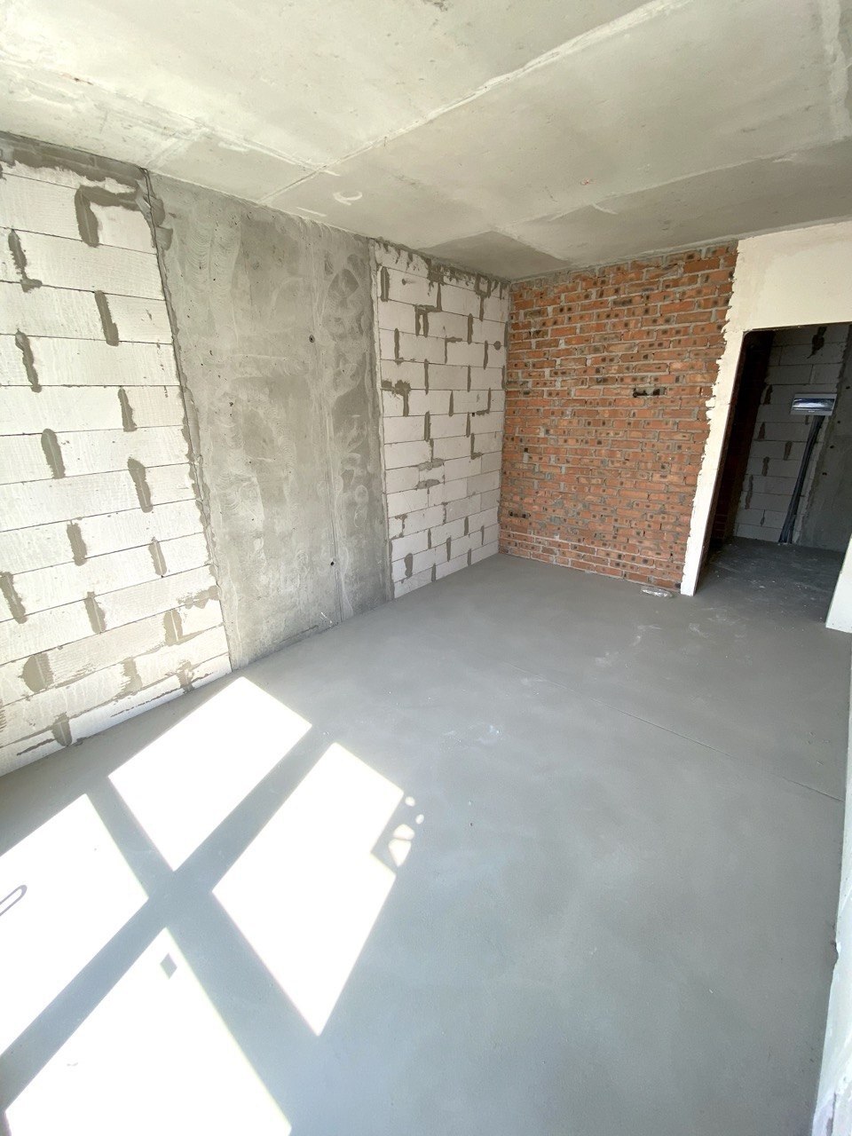 Продажа 1-комнатной квартиры 42 м², Ревуцкого ул., 40В