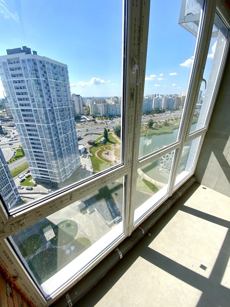 Продажа 1-комнатной квартиры 42 м², Ревуцкого ул., 40В