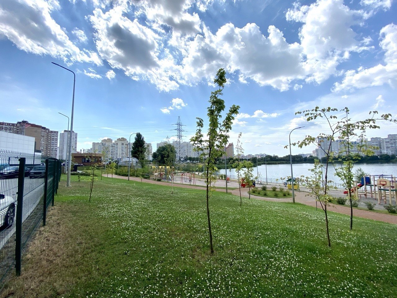 Продажа 1-комнатной квартиры 42 м², Ревуцкого ул., 40В