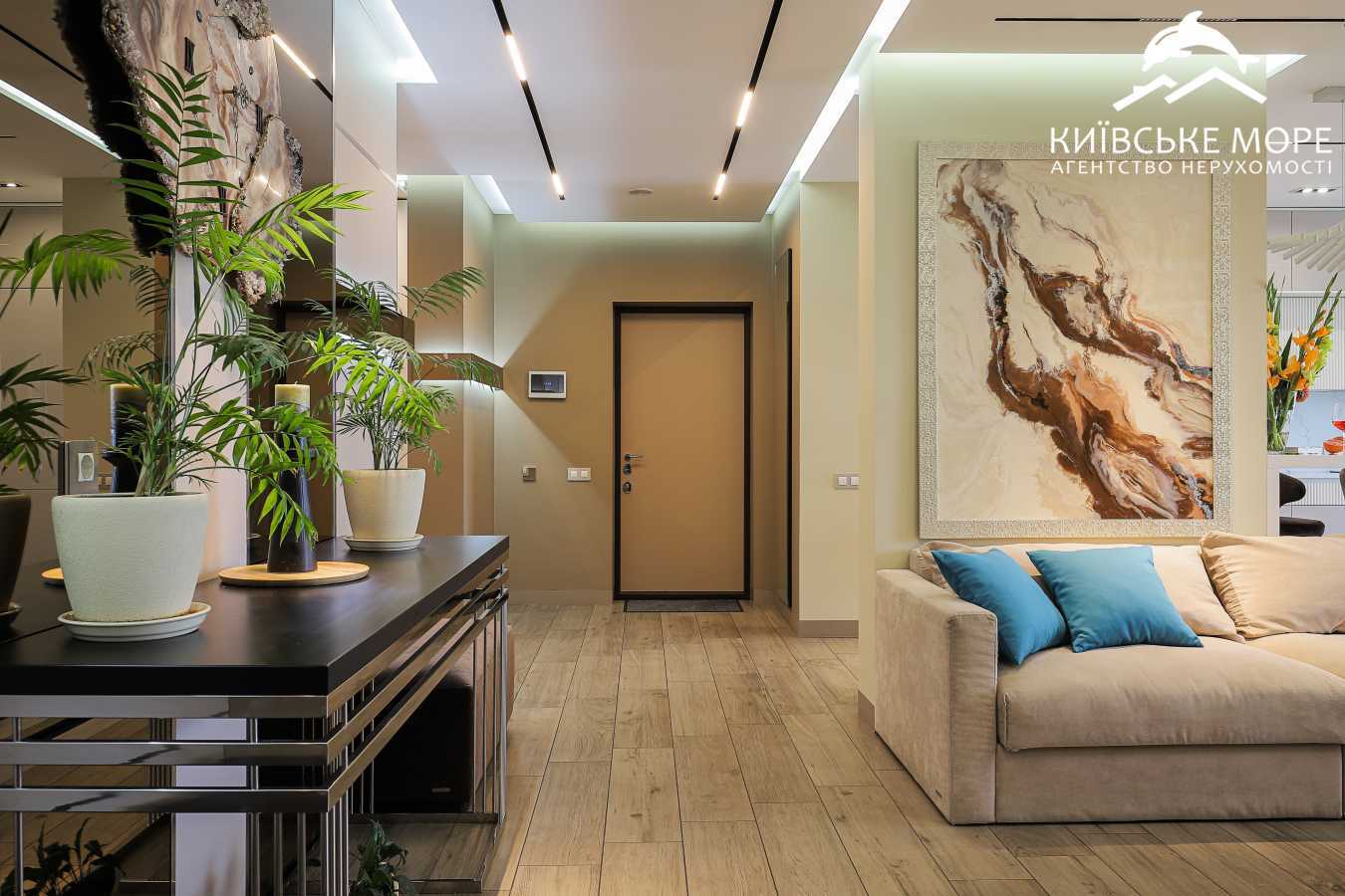 Продаж 5-кімнатної квартири 168 м², Воскресенська вул., 18