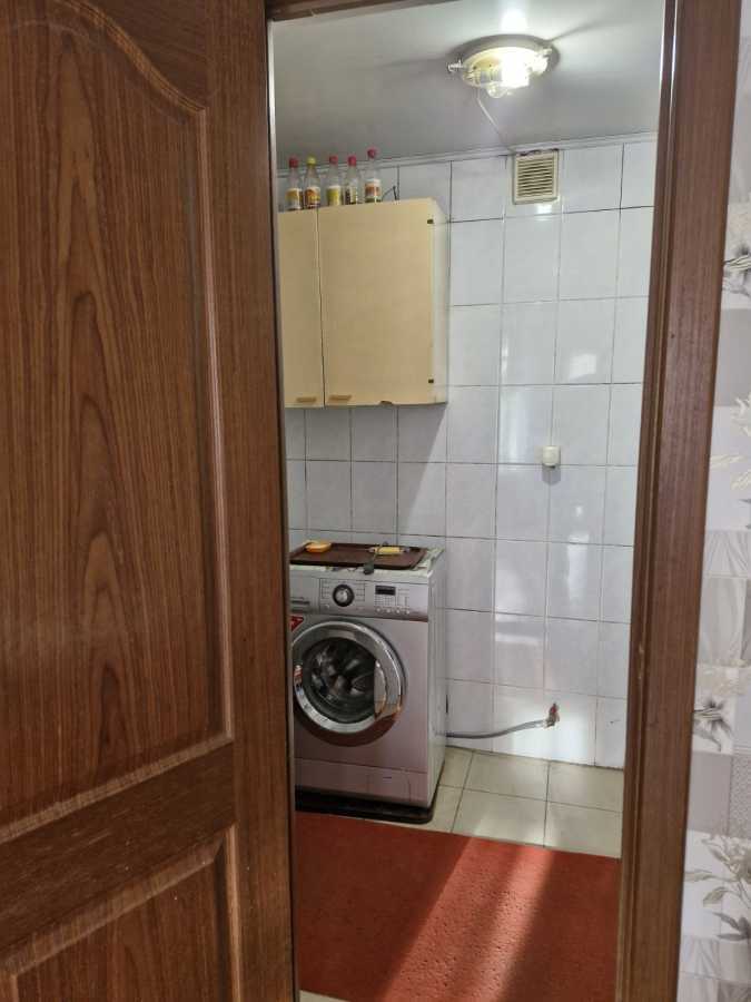 Оренда 1-кімнатної квартири 30 м², Нижній Вал вул., 1