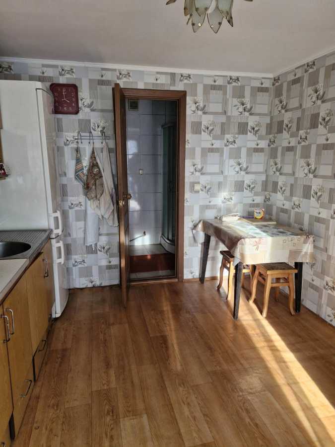 Оренда 1-кімнатної квартири 30 м², Нижній Вал вул., 1