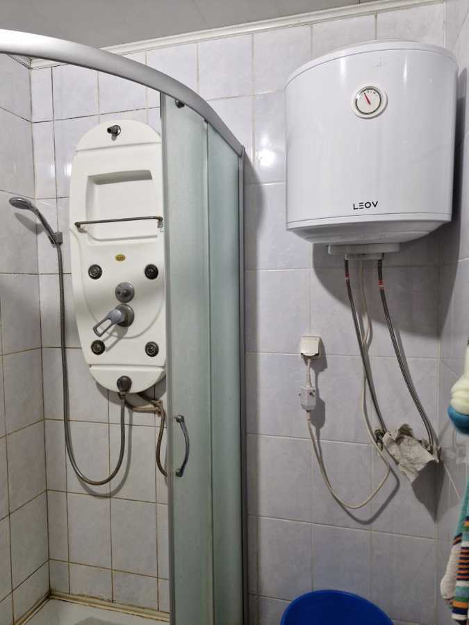 Оренда 1-кімнатної квартири 30 м², Нижній Вал вул., 1