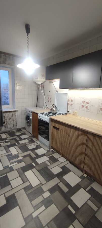 Оренда 1-кімнатної квартири 41 м², Милославська, 19А