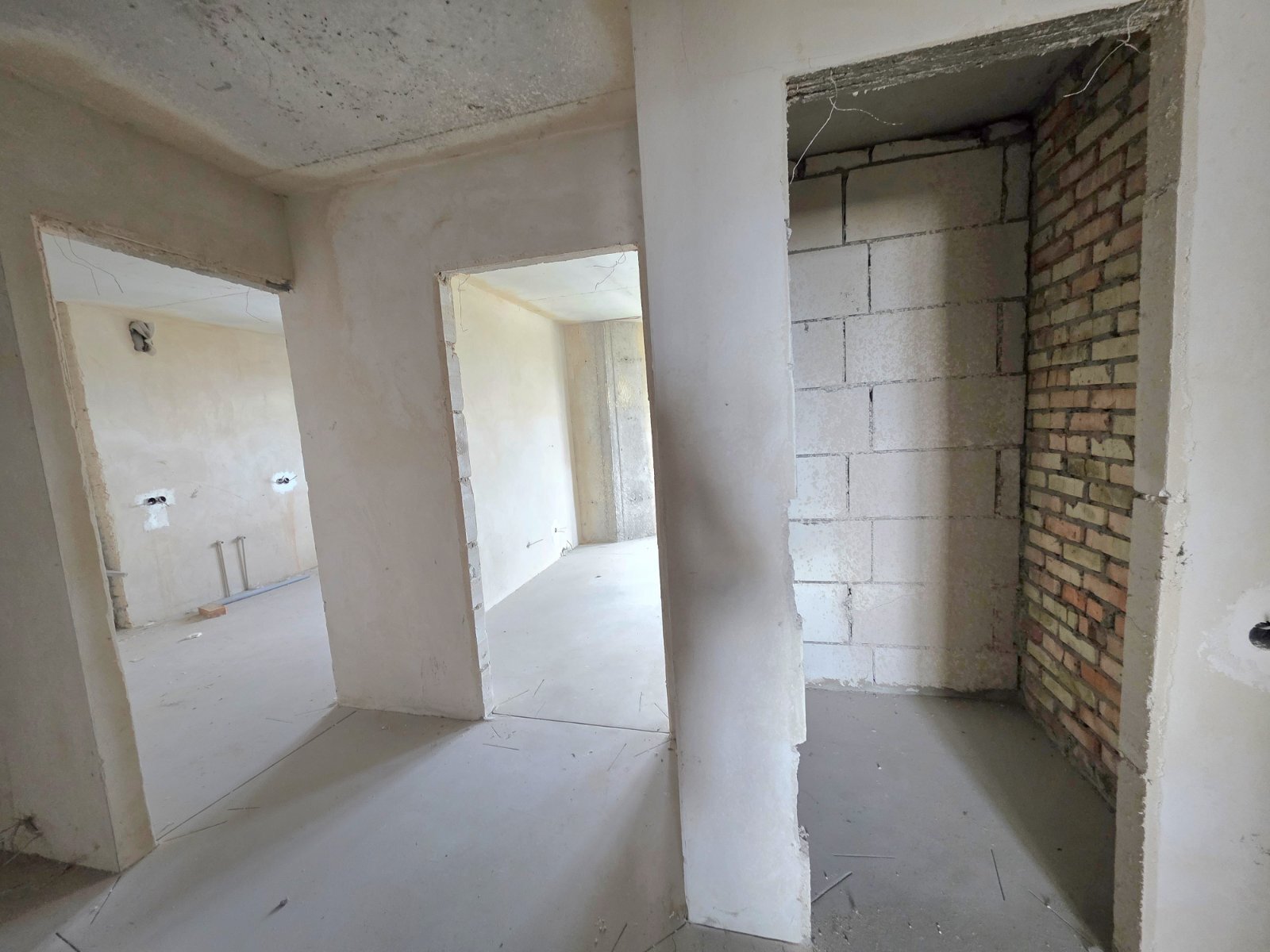 Продажа 2-комнатной квартиры 72 м², Тепличная ул., 42