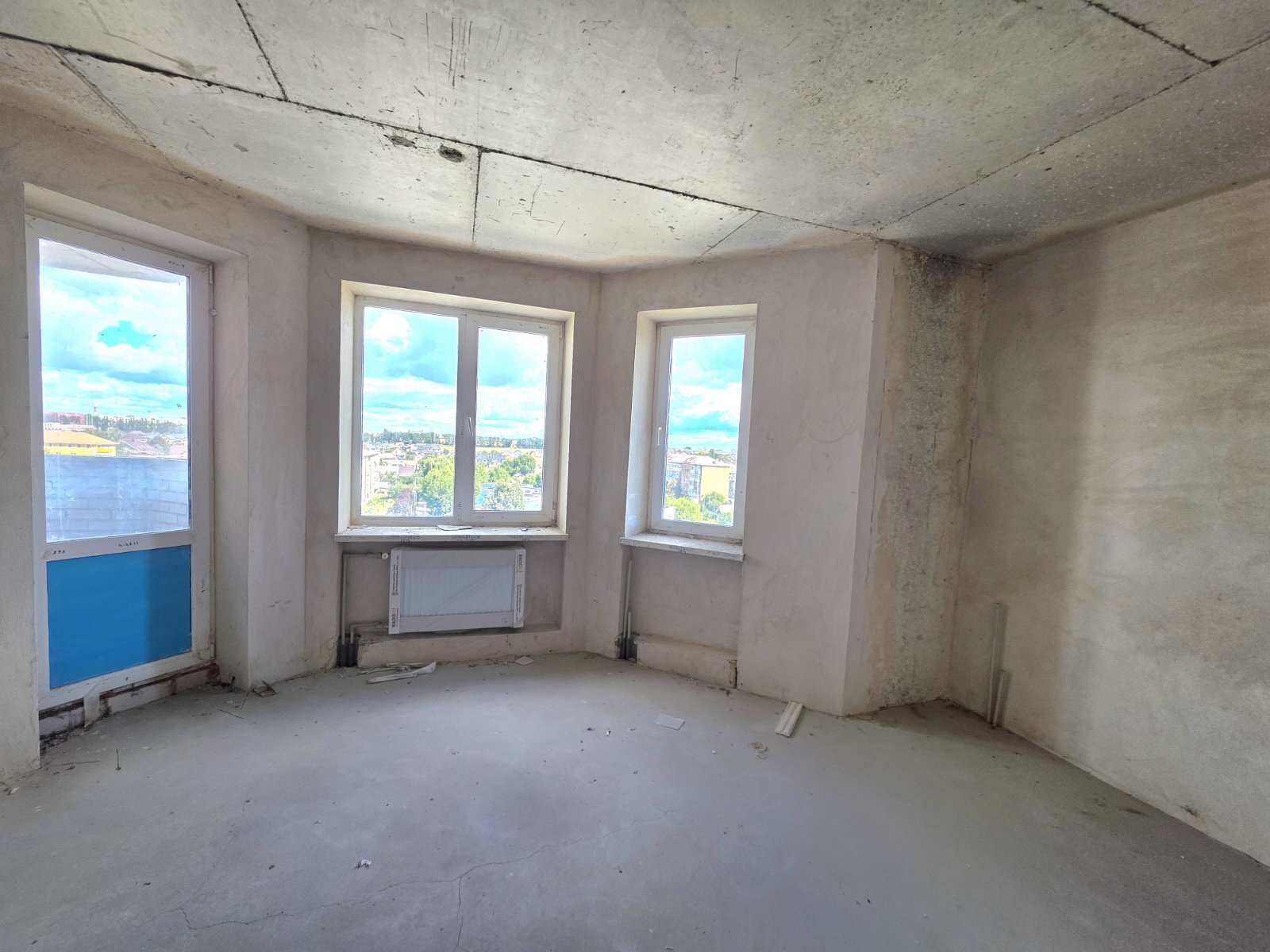 Продажа 2-комнатной квартиры 72 м², Тепличная ул., 42