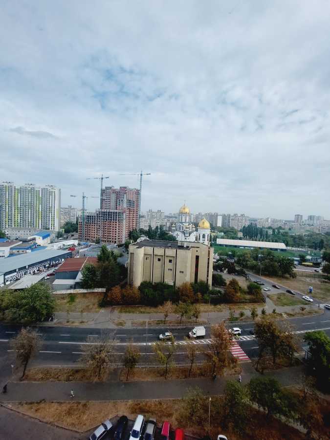 Оренда 3-кімнатної квартири 74 м², Архітектора Вербицького вул., 10