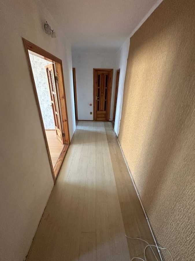 Продажа 3-комнатной квартиры 65 м², Млинівська, 33