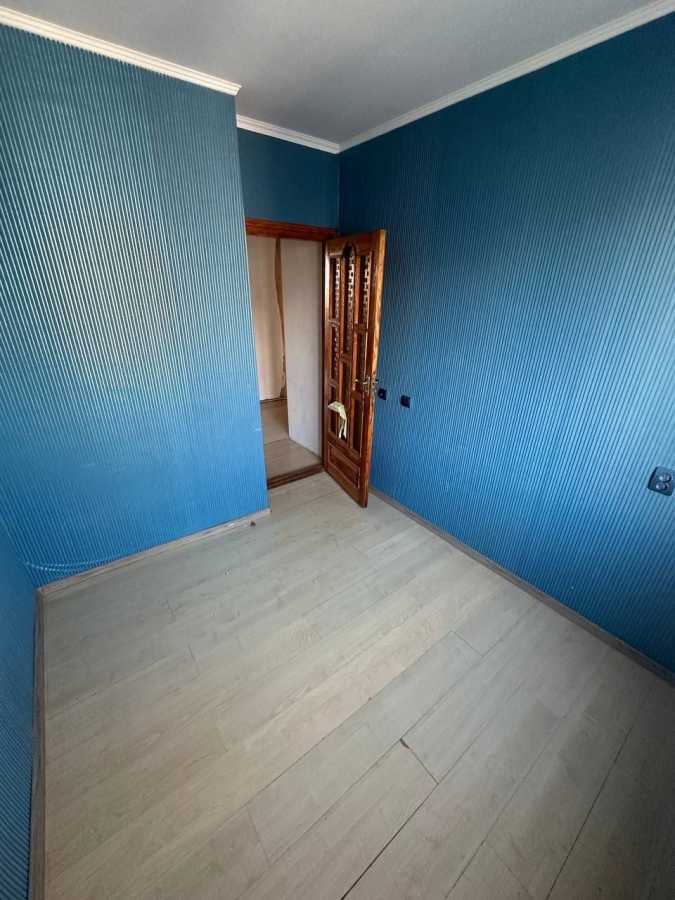 Продажа 3-комнатной квартиры 65 м², Млинівська, 33