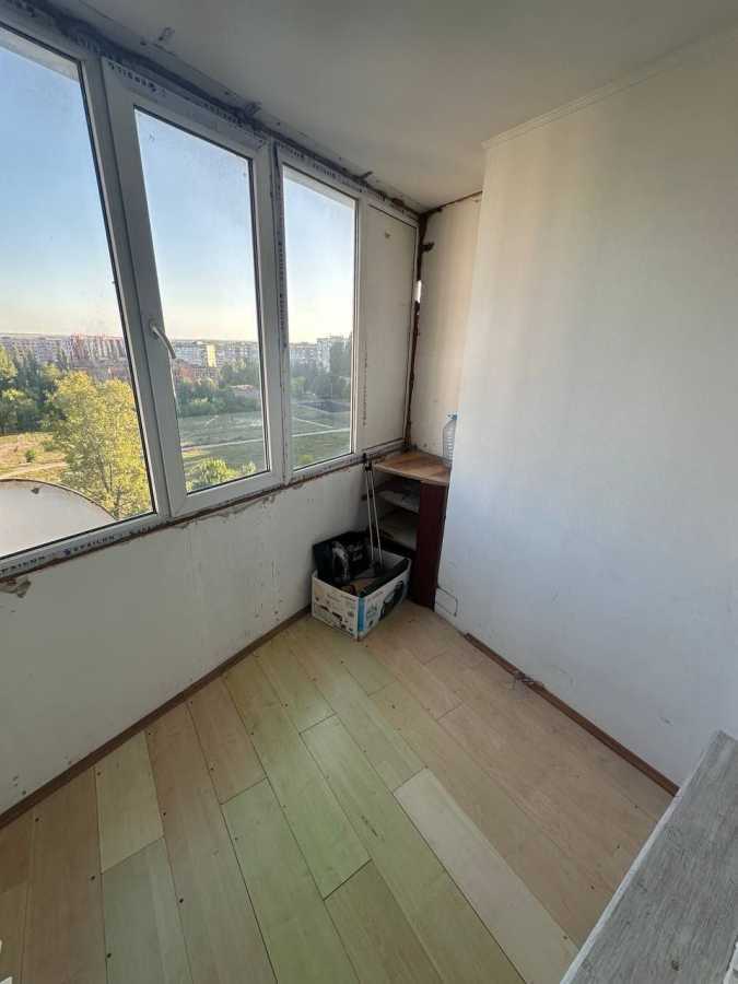 Продажа 3-комнатной квартиры 65 м², Млинівська, 33