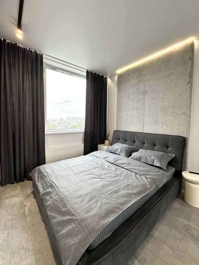 Аренда 1-комнатной квартиры 60 м², Берестейский, 11к3