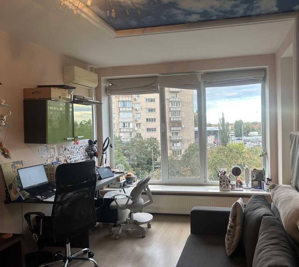 Продажа 1-комнатной квартиры 35 м², Героев Сталинграда просп., 17А