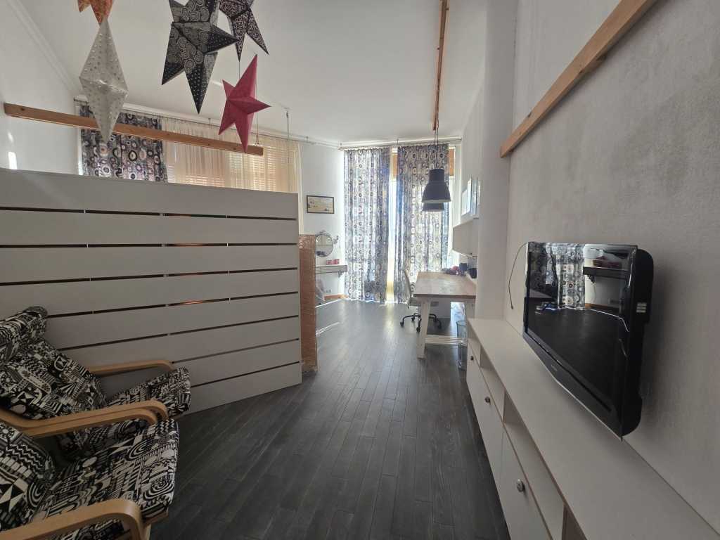 Оренда 4-кімнатної квартири 150 м², Ломоносова вул., 75А