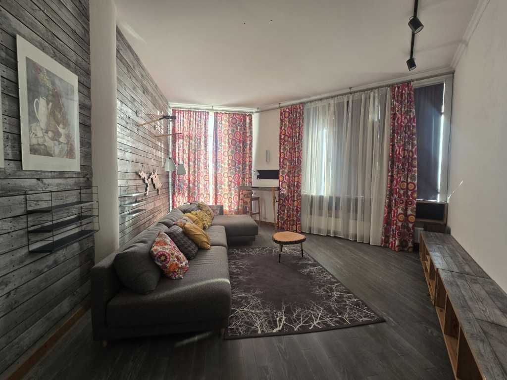 Оренда 4-кімнатної квартири 150 м², Ломоносова вул., 75А