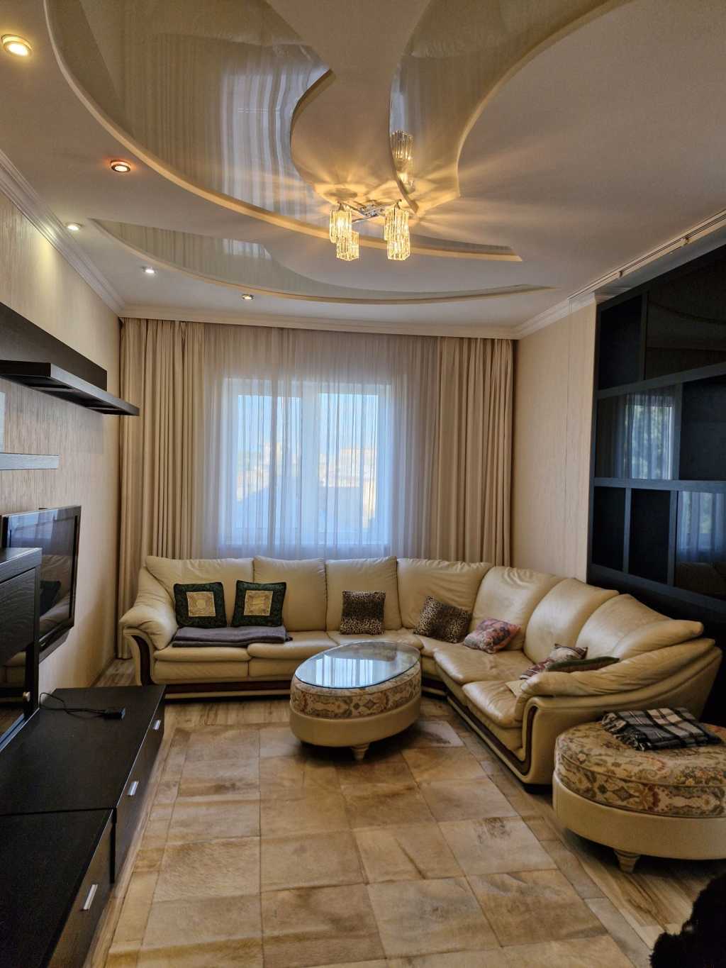Оренда 3-кімнатної квартири 94 м², Білоруська вул., 3