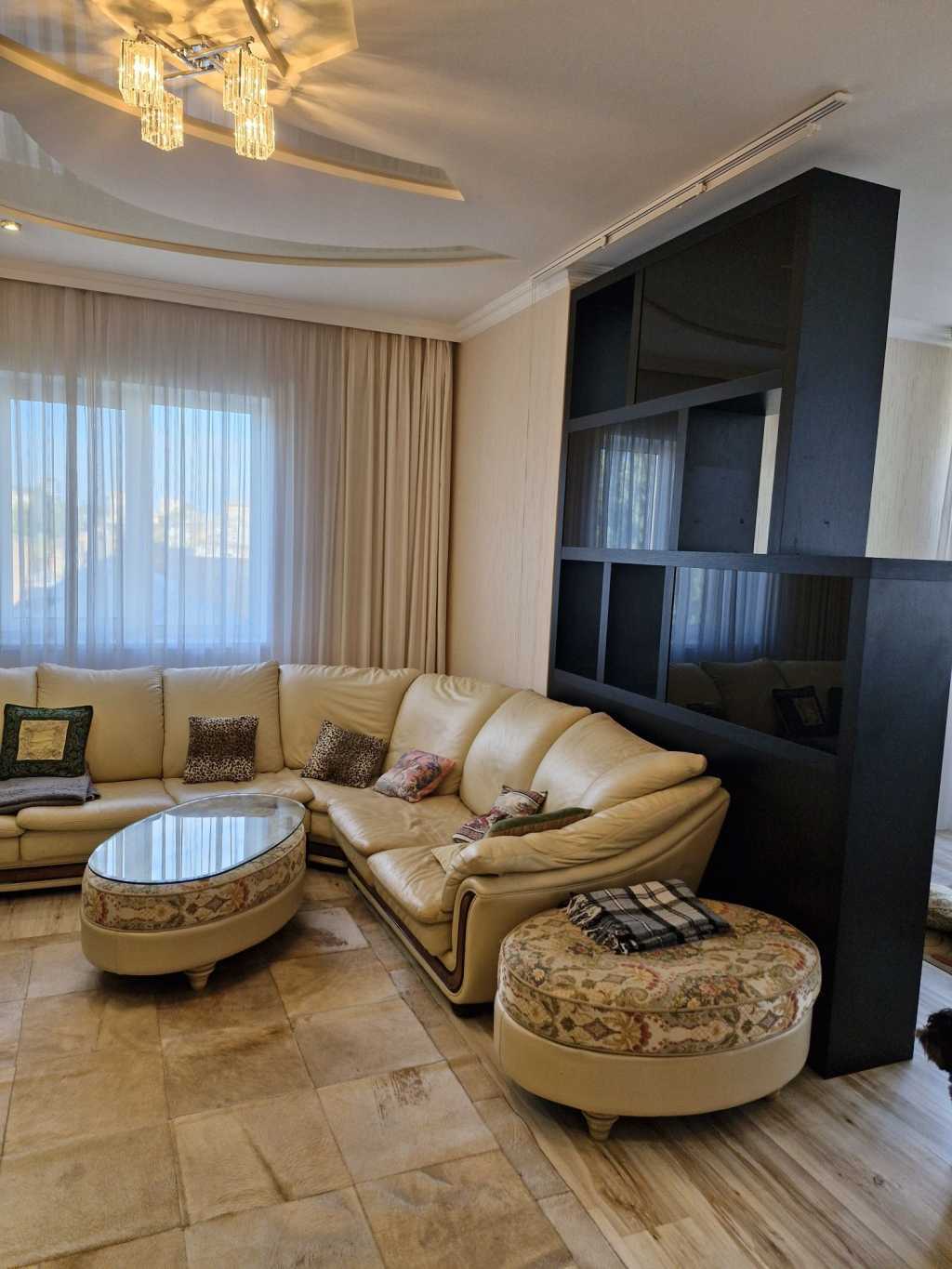 Оренда 3-кімнатної квартири 94 м², Білоруська вул., 3