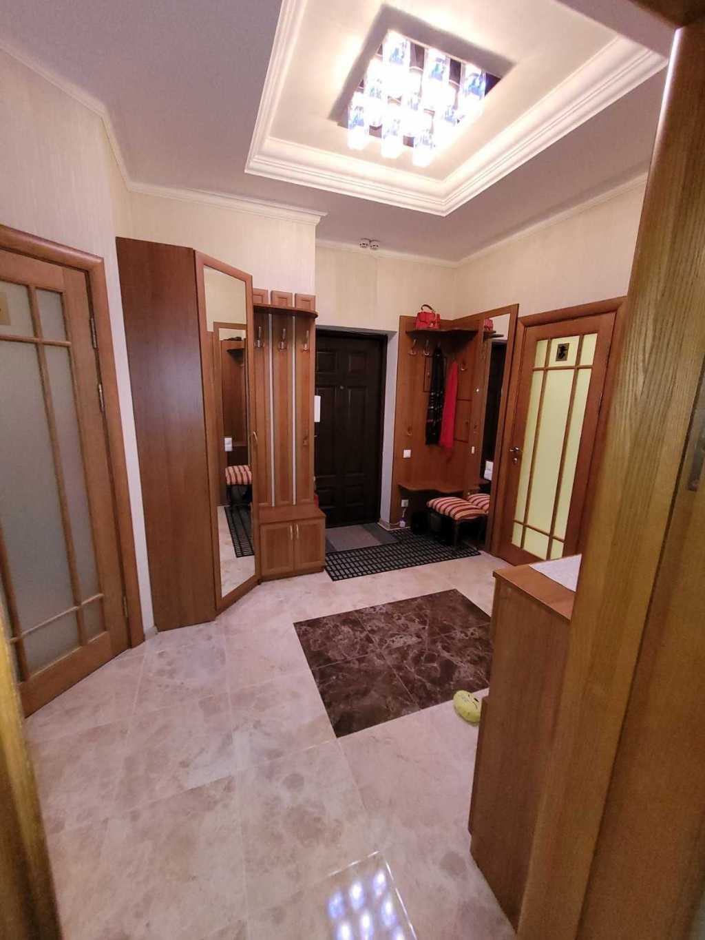 Оренда 3-кімнатної квартири 94 м², Білоруська вул., 3