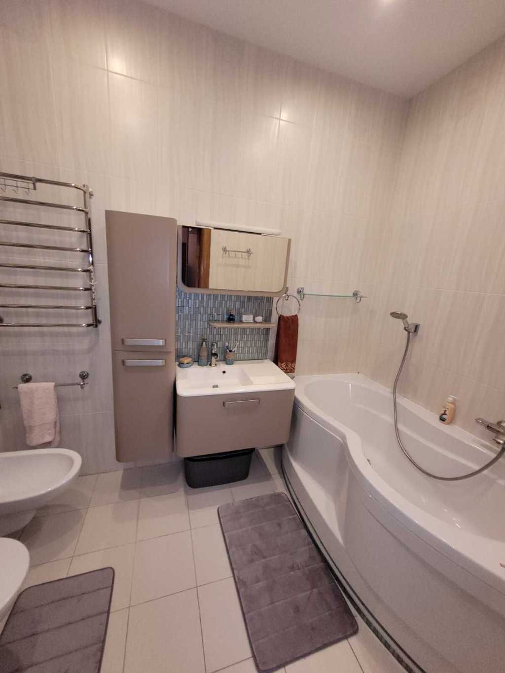 Оренда 3-кімнатної квартири 94 м², Білоруська вул., 3