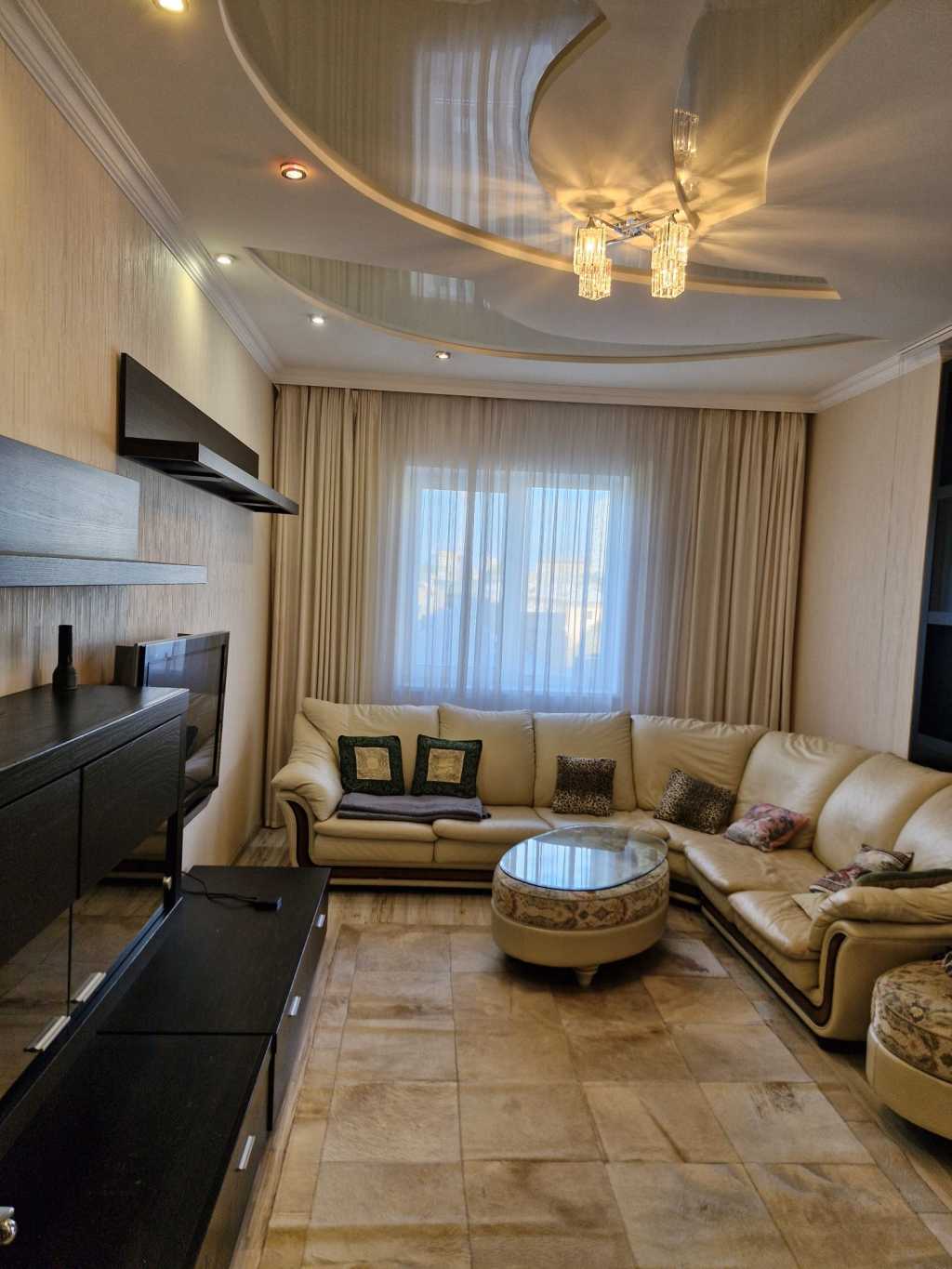 Оренда 3-кімнатної квартири 94 м², Білоруська вул., 3