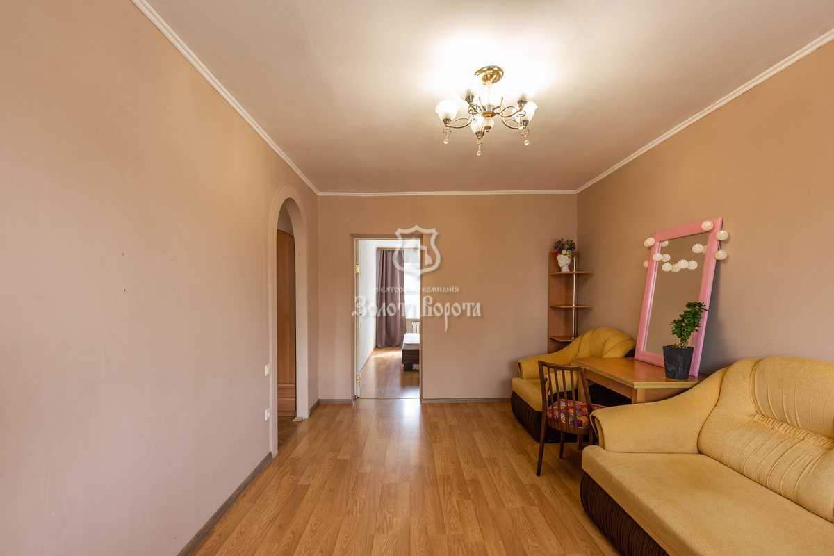 Продажа 2-комнатной квартиры 43 м², Кловский спуск, 12А