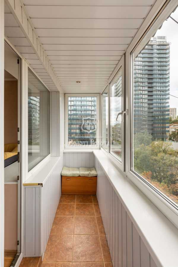 Продажа 2-комнатной квартиры 43 м², Кловский спуск, 12А