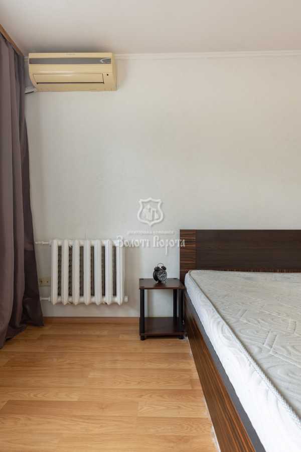 Продажа 2-комнатной квартиры 43 м², Кловский спуск, 12А