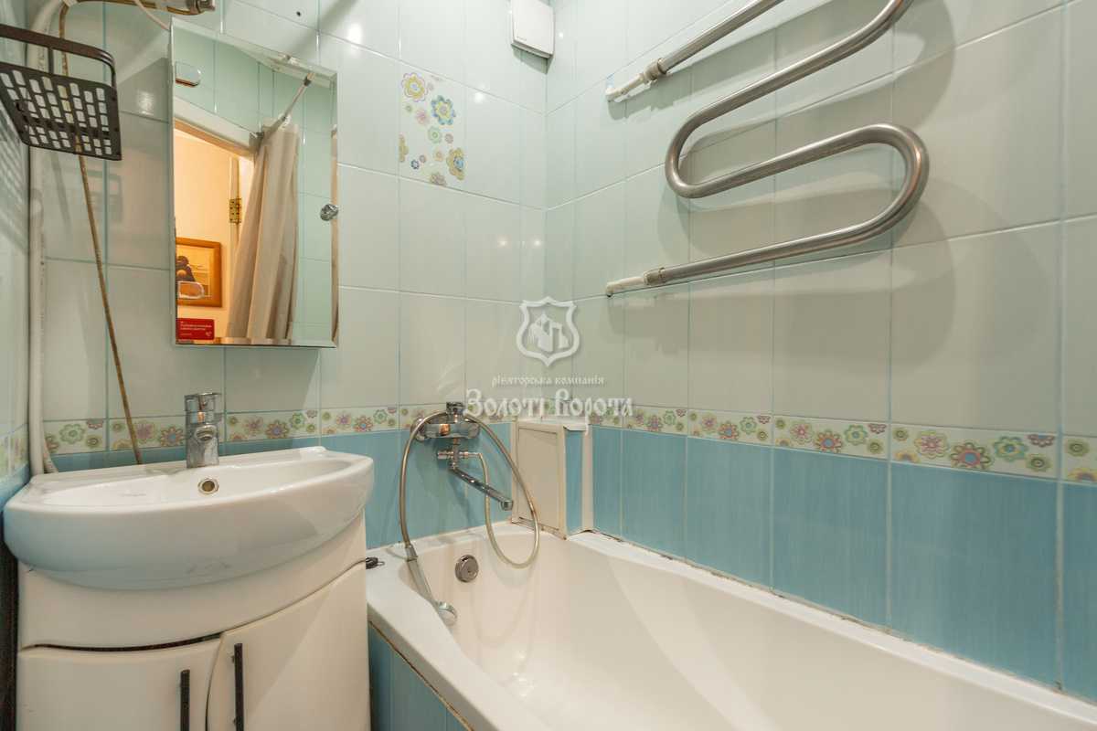 Продажа 2-комнатной квартиры 43 м², Кловский спуск, 12А