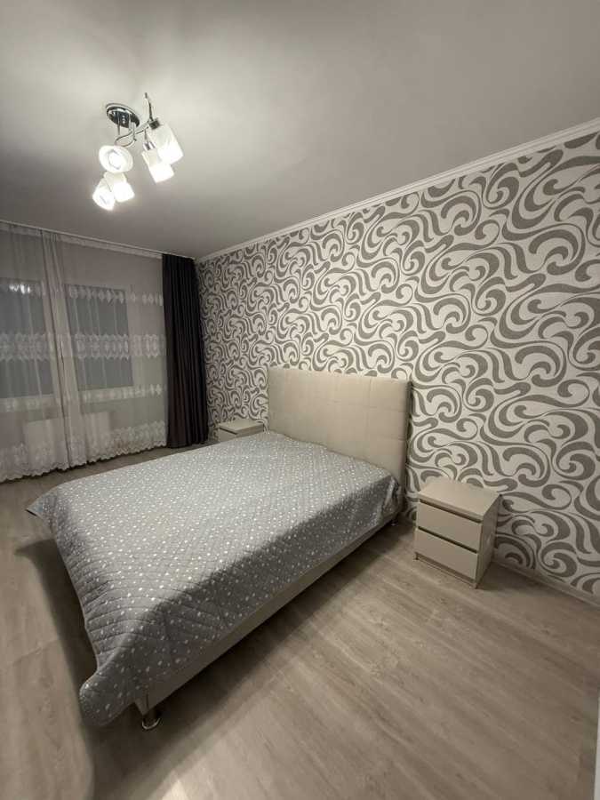 Оренда 1-кімнатної квартири 42 м², Софии Русовой вул., 7А