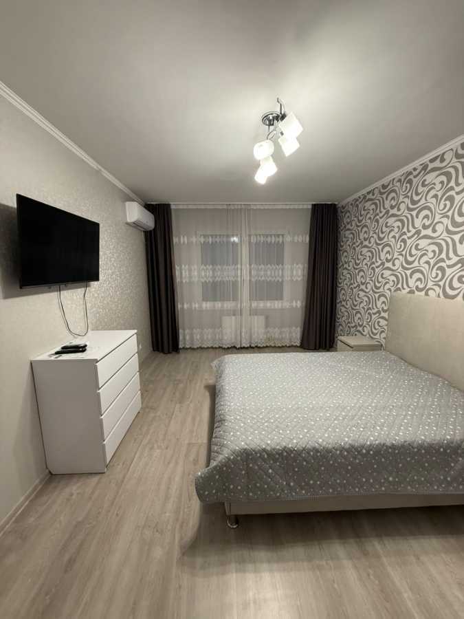 Оренда 1-кімнатної квартири 42 м², Софии Русовой вул., 7А