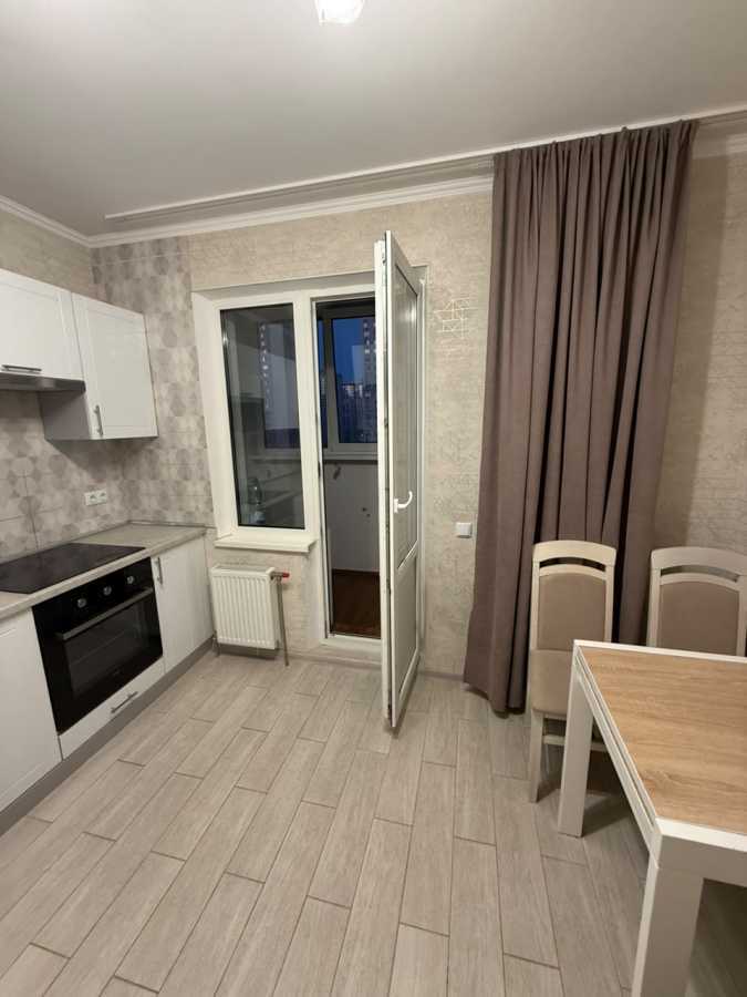 Оренда 1-кімнатної квартири 42 м², Софии Русовой вул., 7А