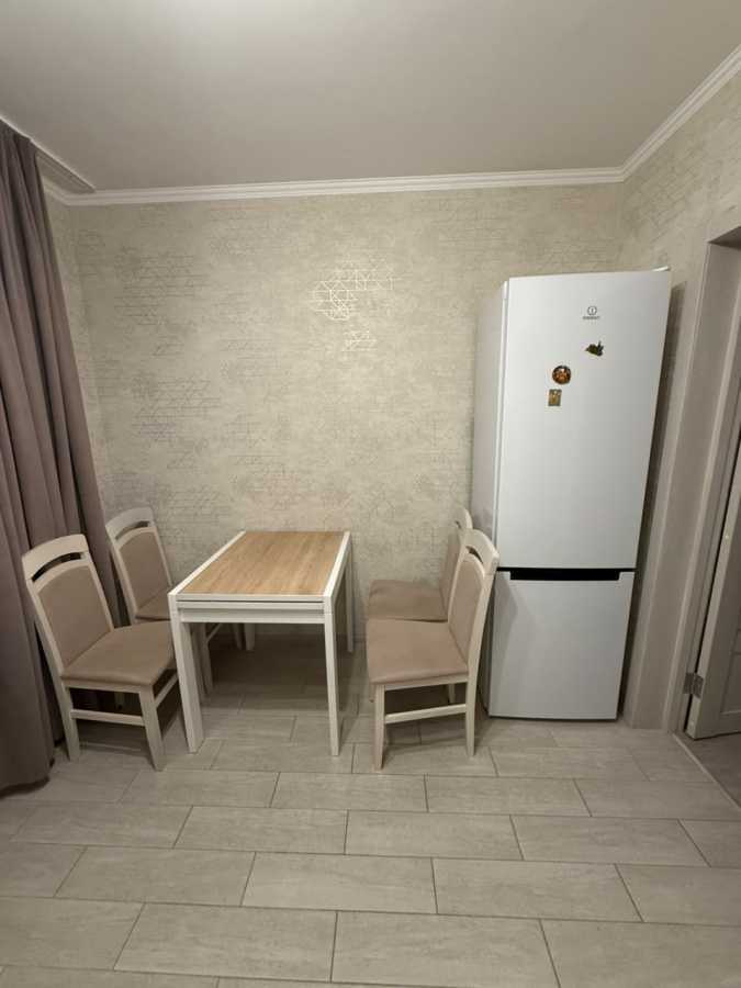 Оренда 1-кімнатної квартири 42 м², Софии Русовой вул., 7А