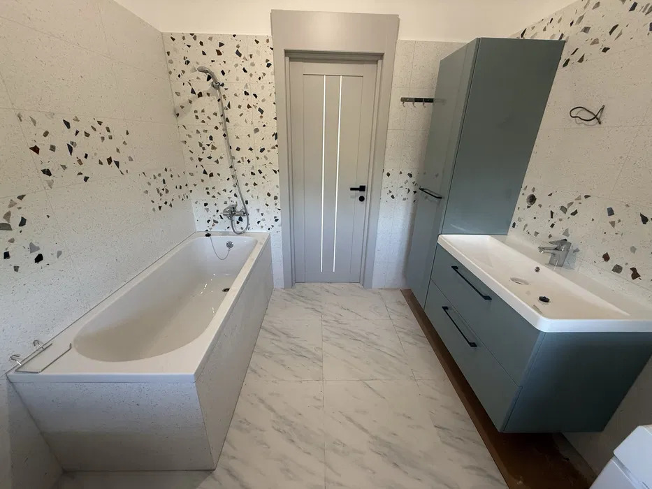Оренда будинку 160 м², Орхідейна вул.