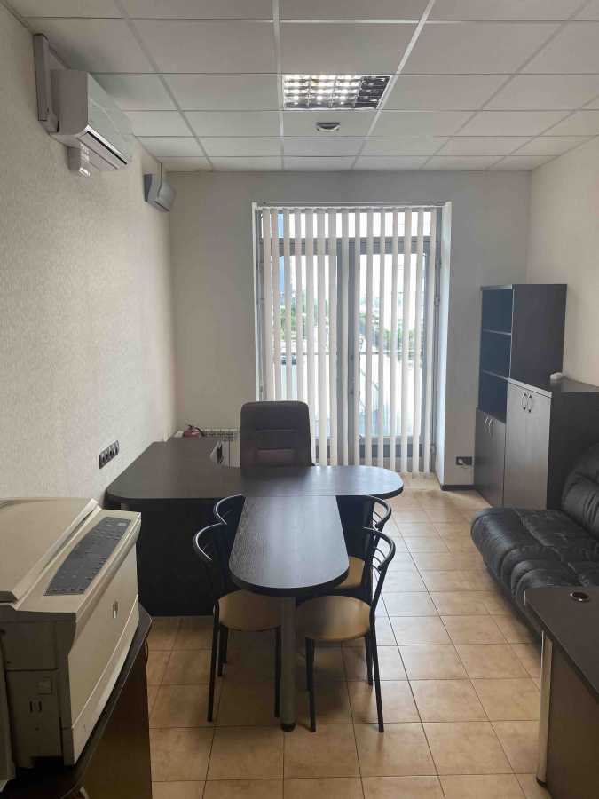 Аренда офиса 21.8 м², Днепровская наб., 14