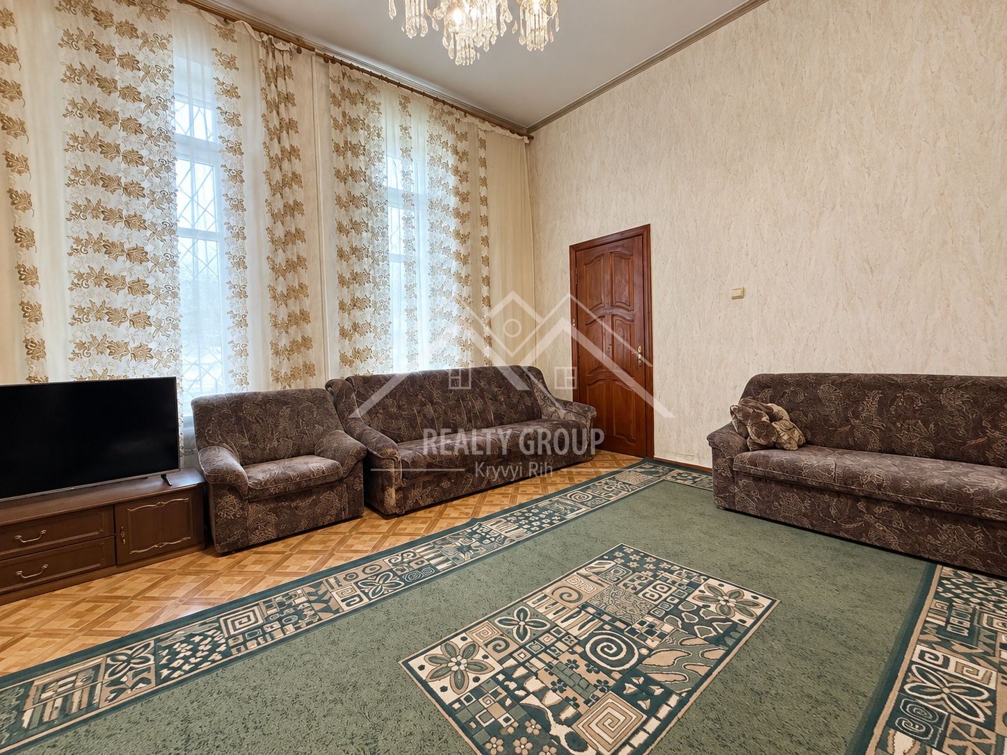Продажа 5-комнатной квартиры 139 м², Демиденко ул.