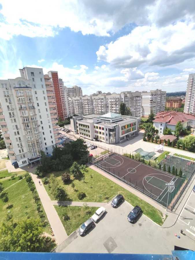 Продажа 1-комнатной квартиры 57 м², Михаила Донца ул., Ломоносова, 54а