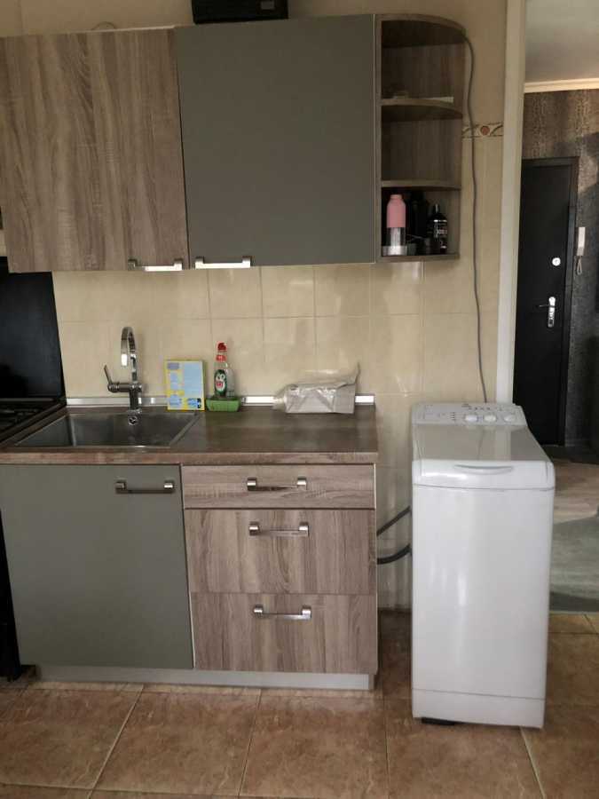 Оренда 1-кімнатної квартири 34 м², Мілютенка вул.