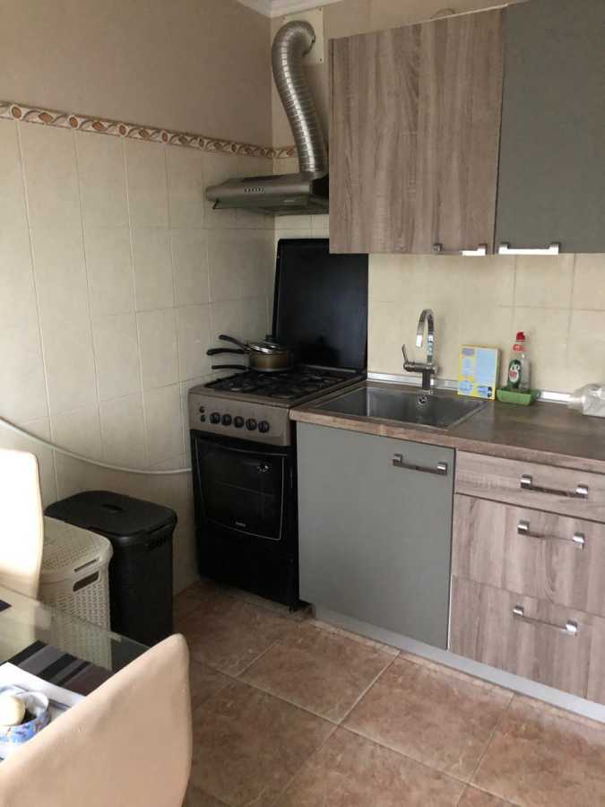 Оренда 1-кімнатної квартири 34 м², Мілютенка вул.