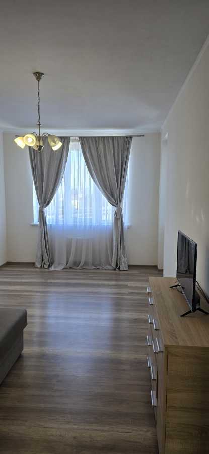 Оренда 1-кімнатної квартири 49 м², Бакинська вул., 37Д