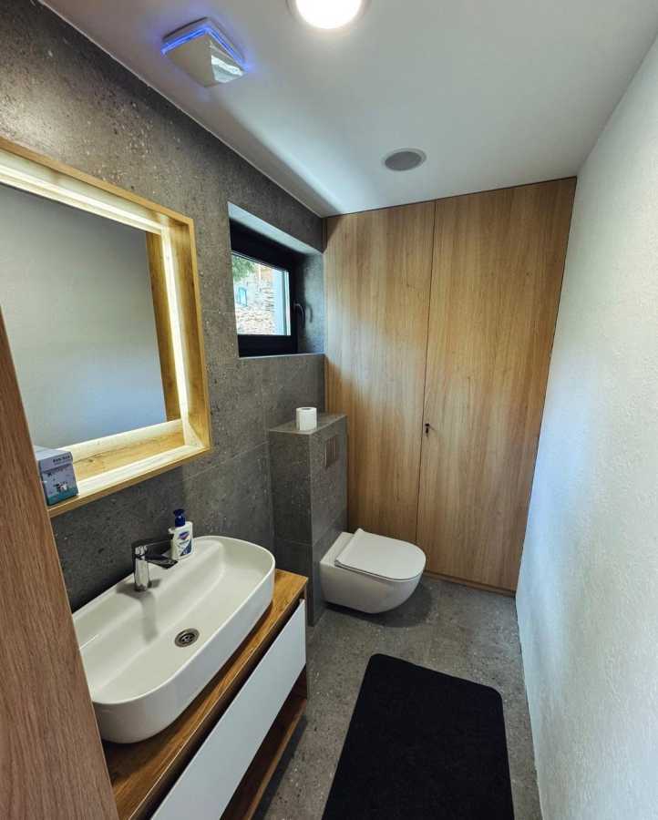 Продажа коттеджа 89 м², Микуличин, улица Центральна